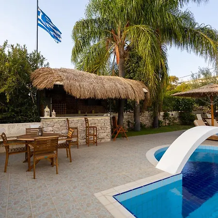 Luxury In / Sp カラマタ