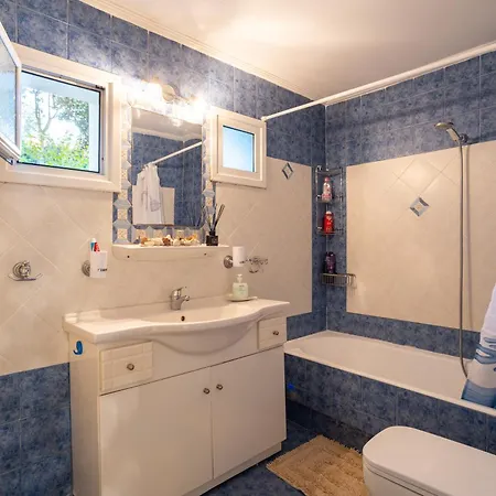 Luxury In / Sp Kalamata