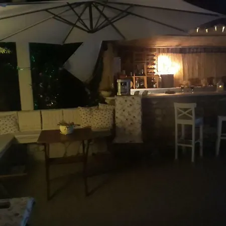 Luxury In / Sp Kalamata