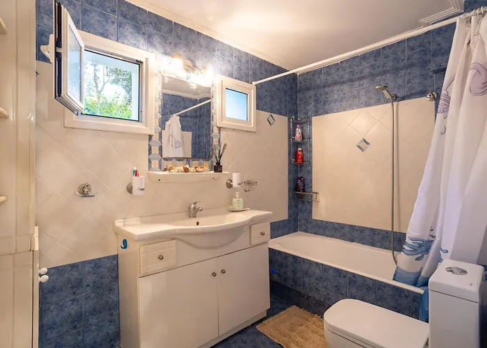 Luxury In / Sp Kalamata