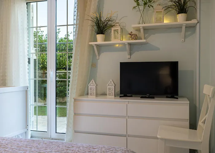 Luxury In / Sp Kalamata