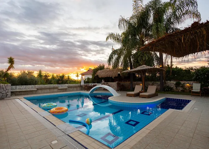 Luxury In / Sp * Kalamata