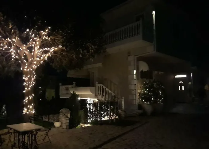 Villa Luxury In / Sp *